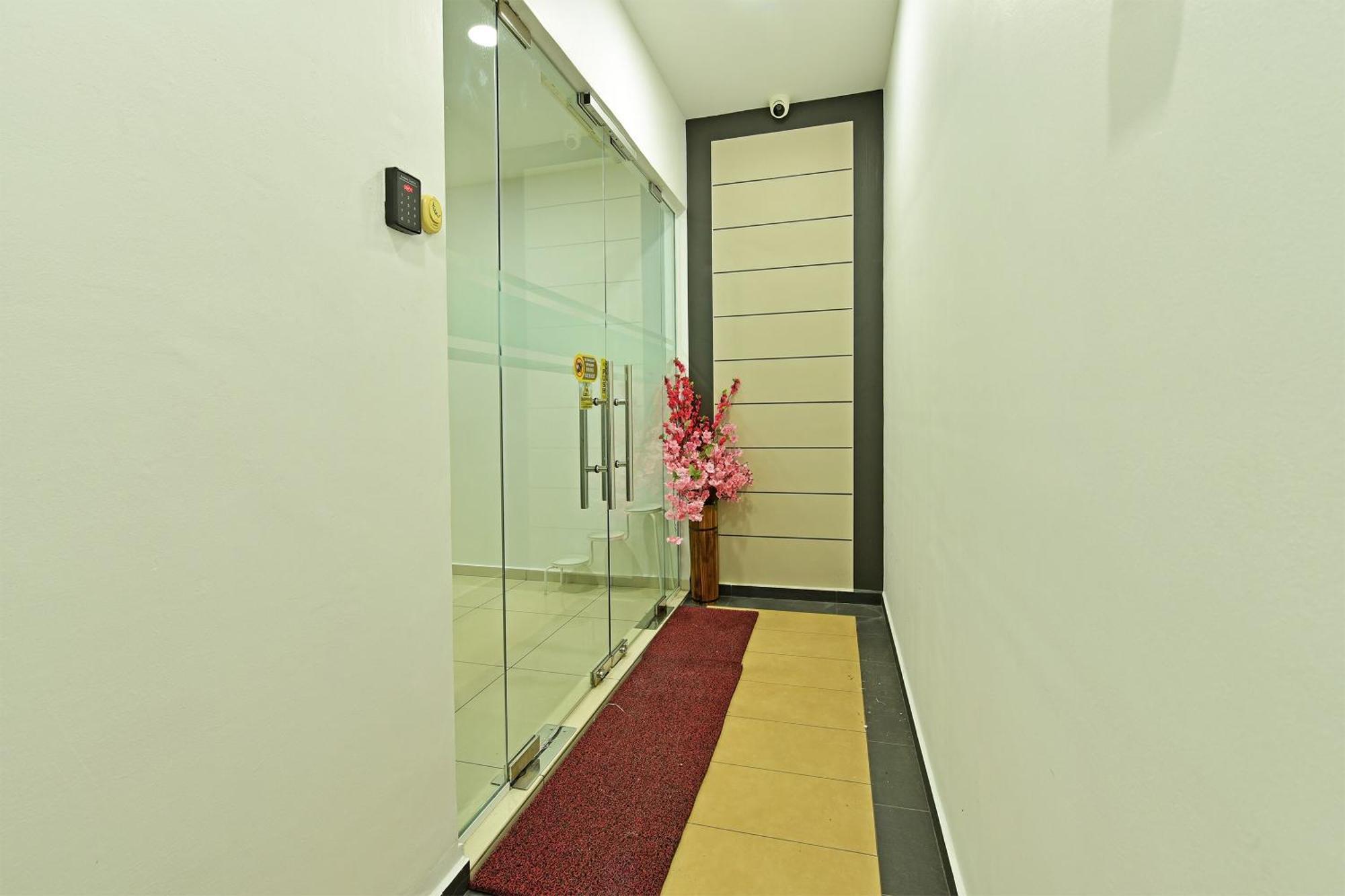 4S Hotel Muar Bagian luar foto
